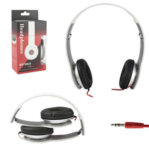 Headphone Estéreo Com Microfone Entrada P2 Branco HD-088 HD-088 GENERICO