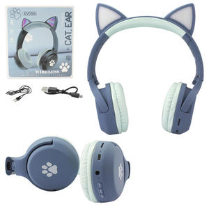 Headphone Cat Bluetooth Com Led Colorido Com Botões E Entrada P2 Azul EV05 EV058 GENERICO